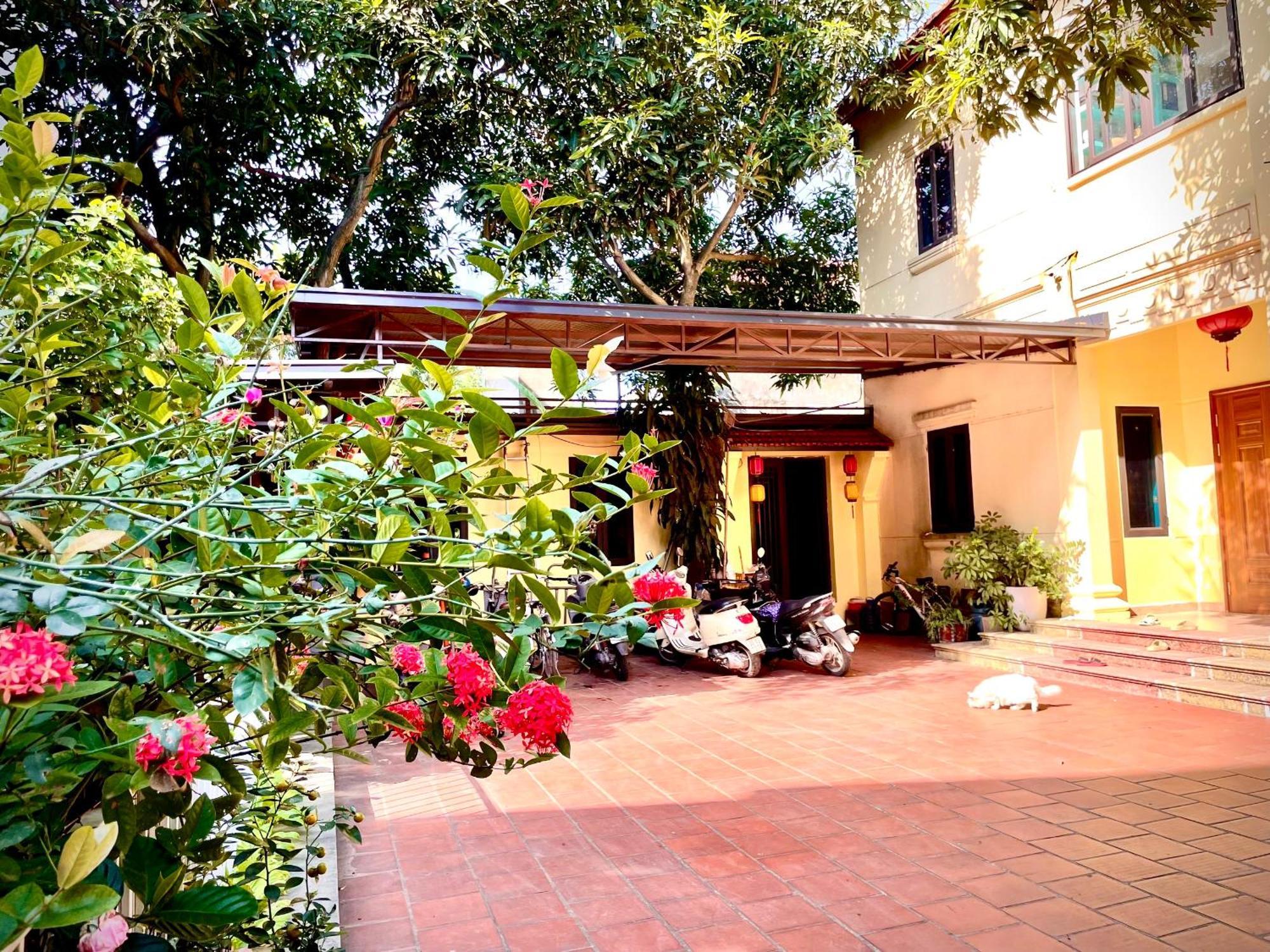 Lee Homestay Hanoi Exterior photo